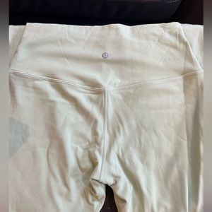 Lululemon leggings